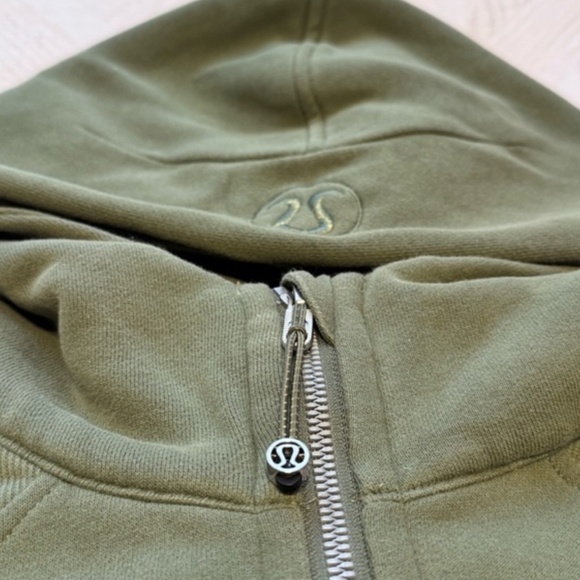 Lululemon Scuba Full-Zip in Green Twill - size XS/S - Picture 5 of 6